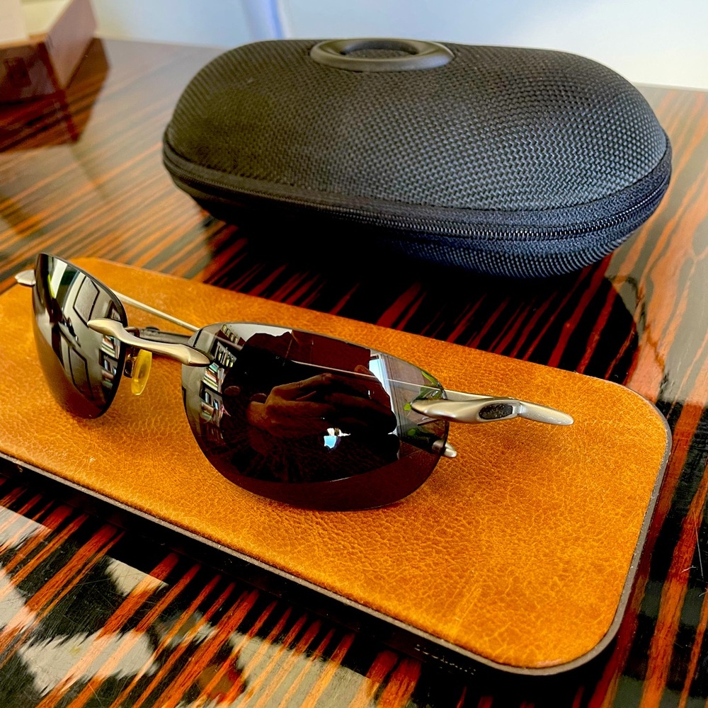 Oakley Vintage Unisex Sunglasses Why 8.1